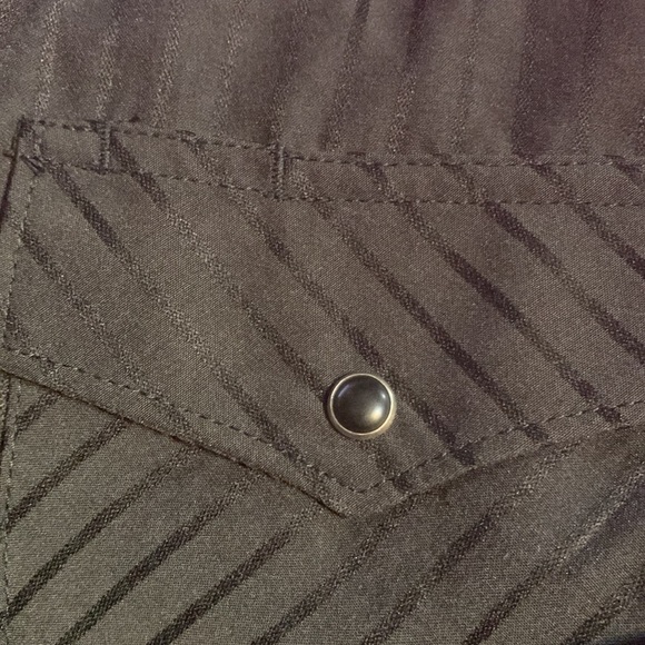 Wrangler Men’s Black Striped Western Pearl Snap Button Up Shirt Size XL - Picture 6 of 9